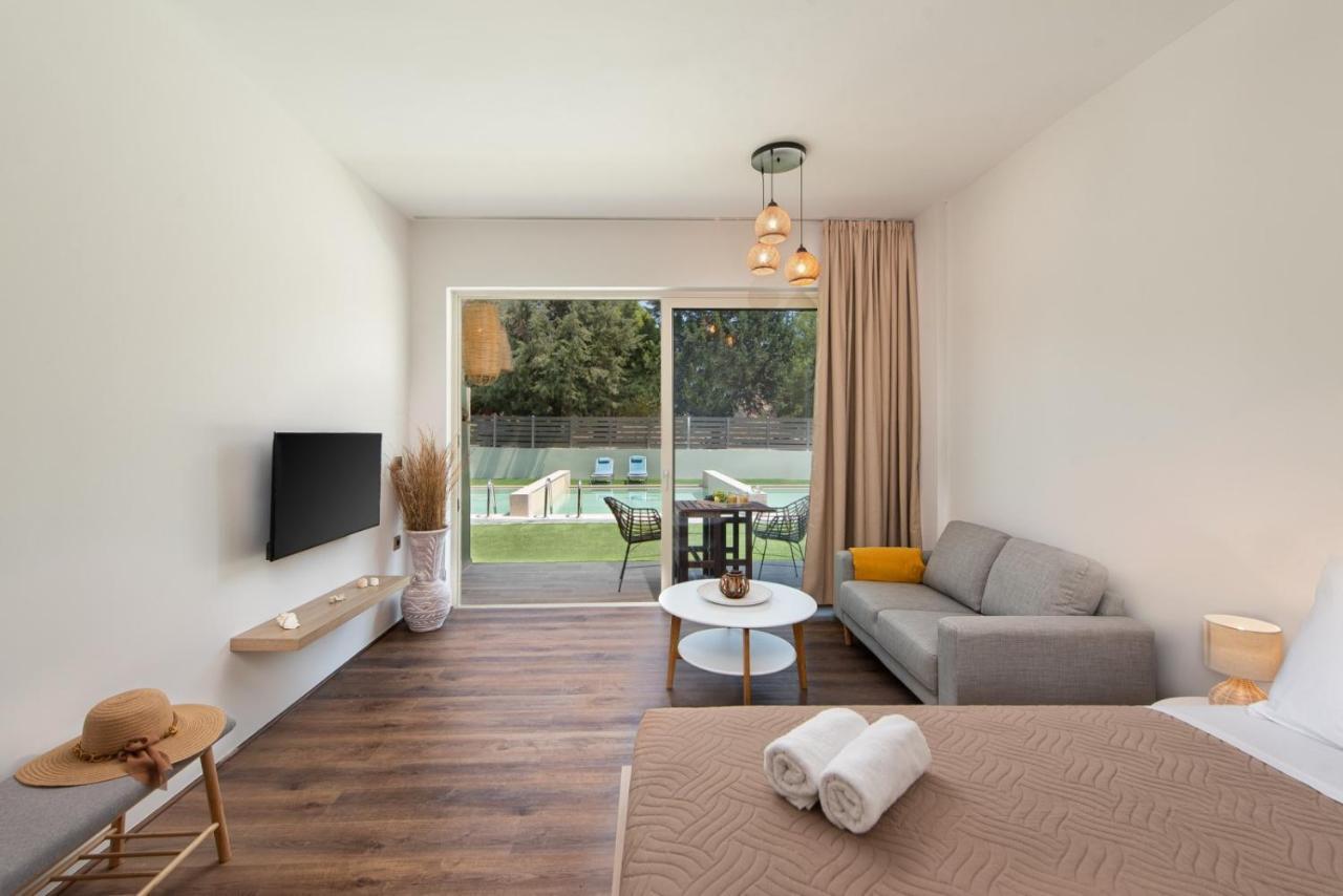 האראקי Theros Suites מראה חיצוני תמונה