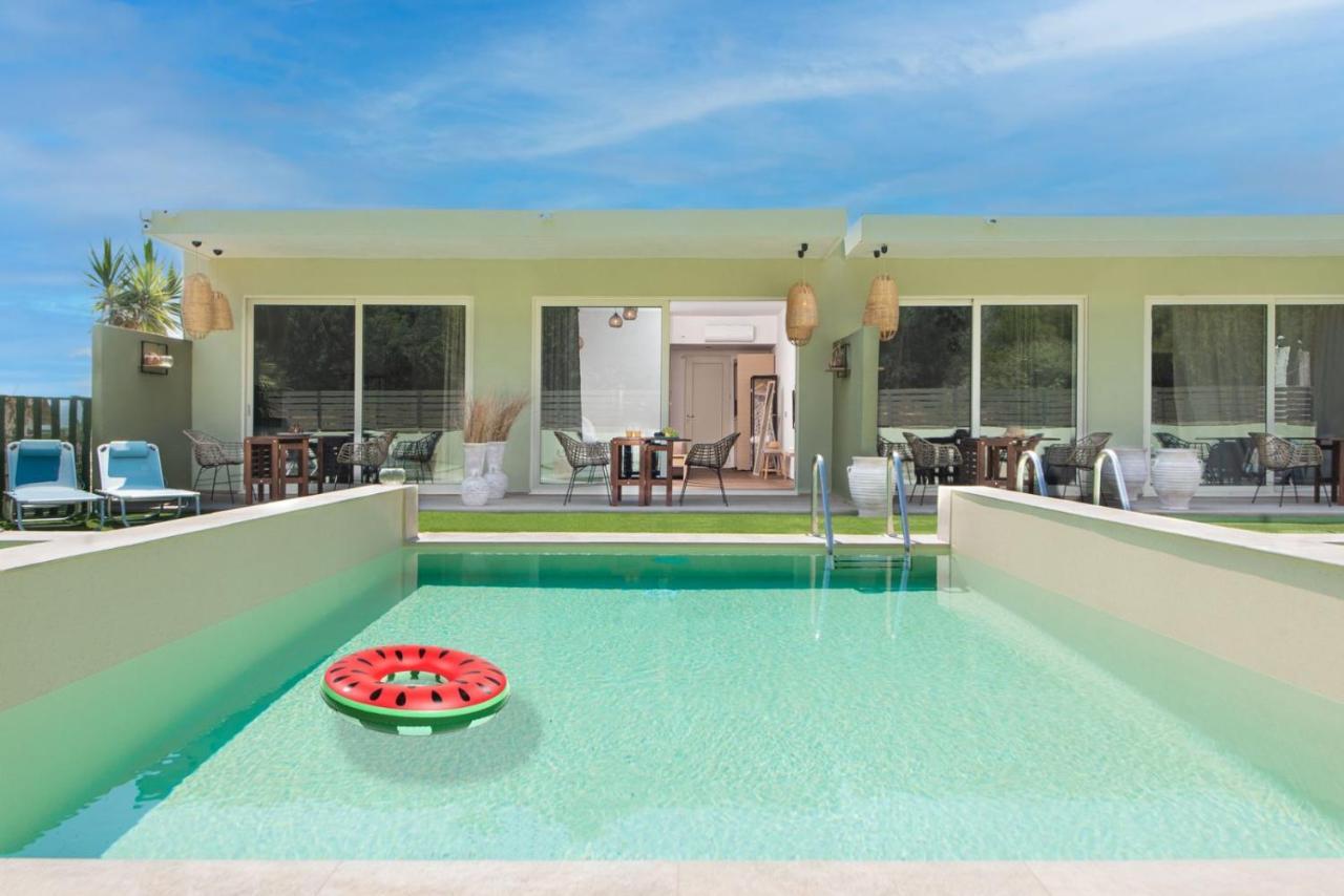 האראקי Theros Suites מראה חיצוני תמונה